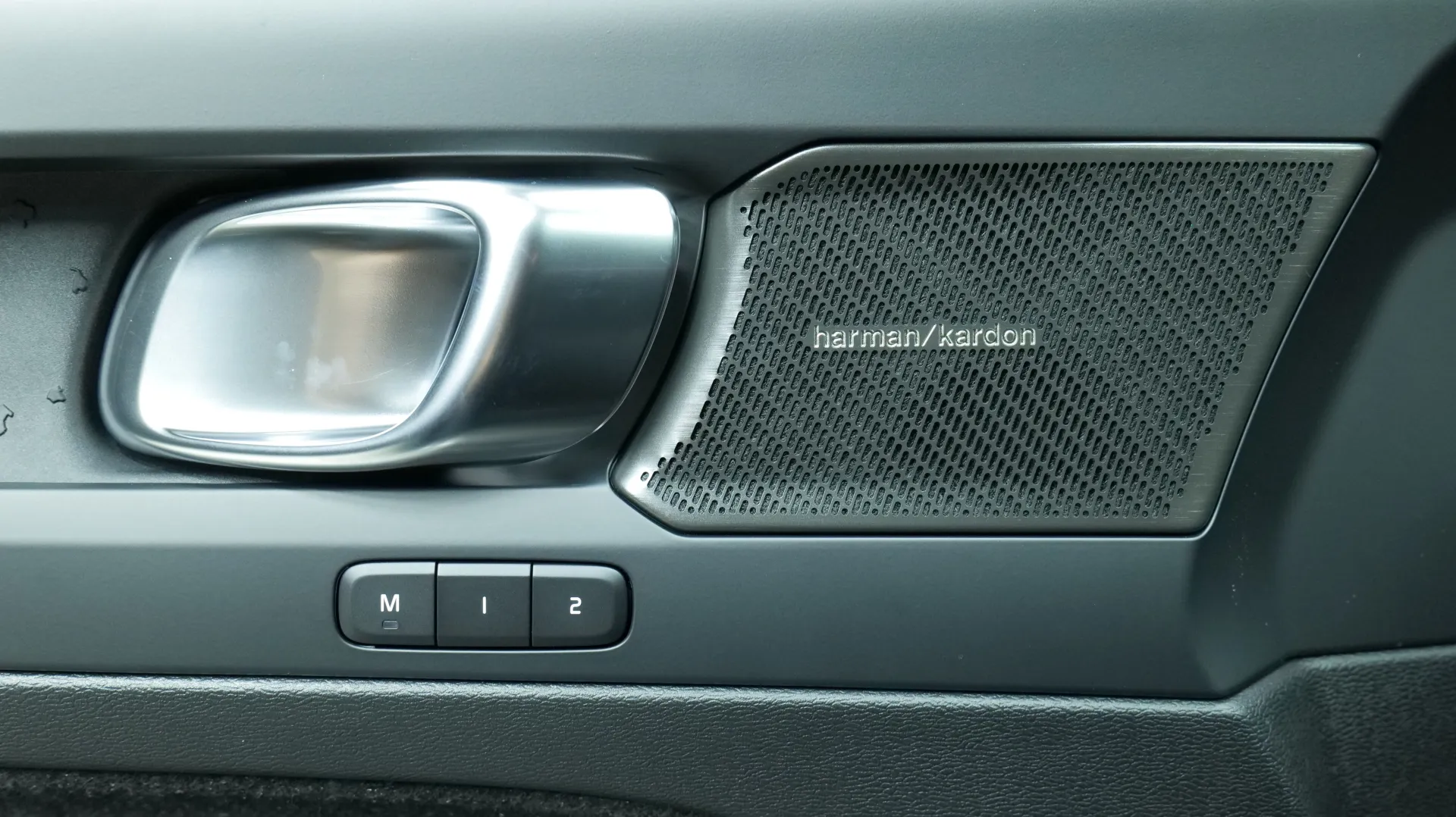 Autokuva 10 - ZPU-752