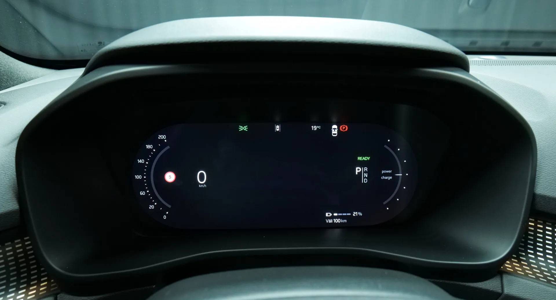 Autokuva 6 - ZPV-951