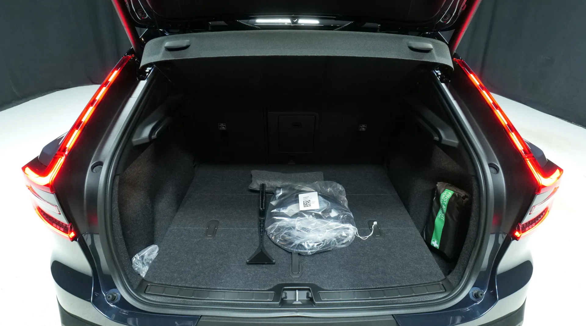 Autokuva 17 - ZPV-951