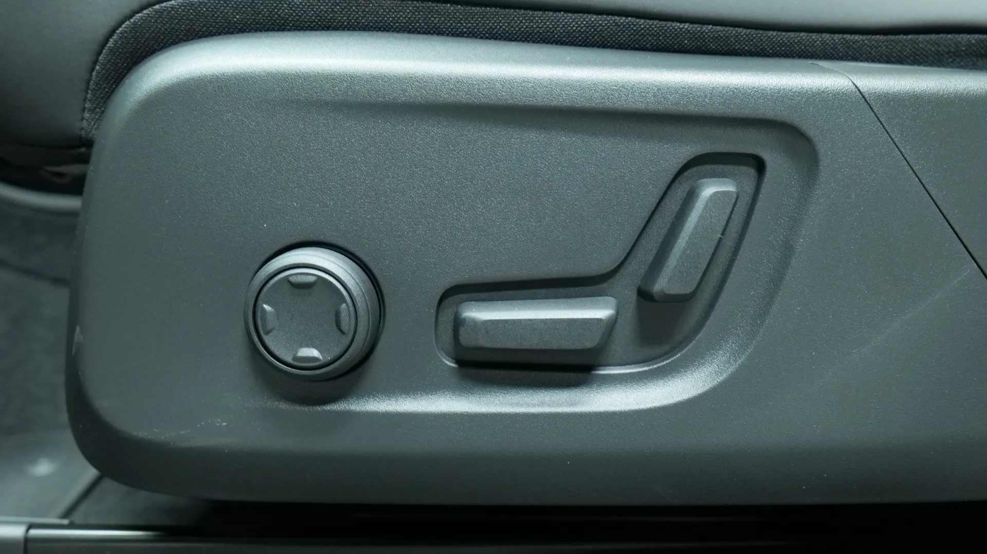 Autokuva 11 - ZPV-951