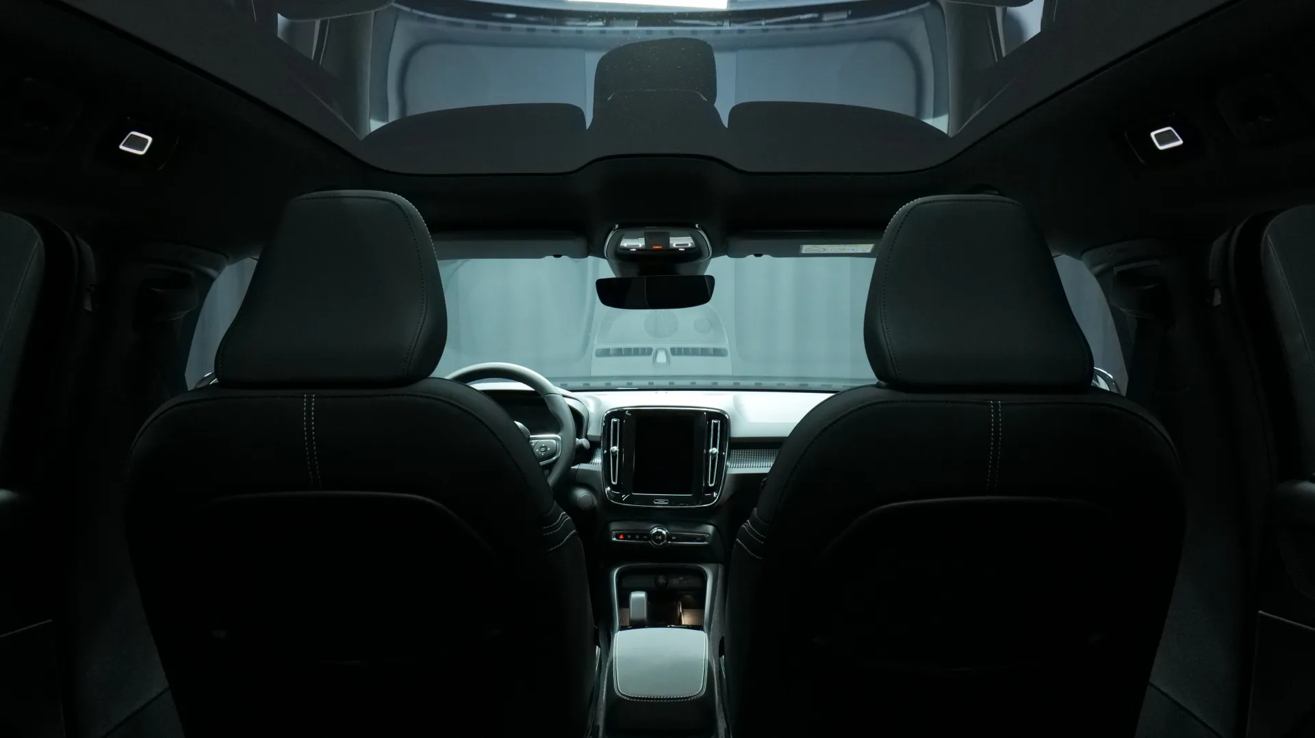 Autokuva 18 - ZPV-951