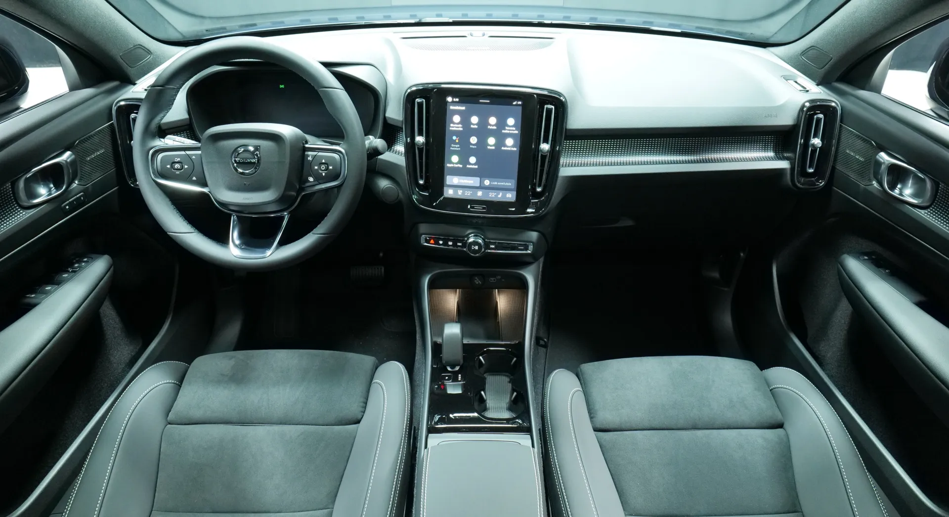 Autokuva 14 - ZPV-951