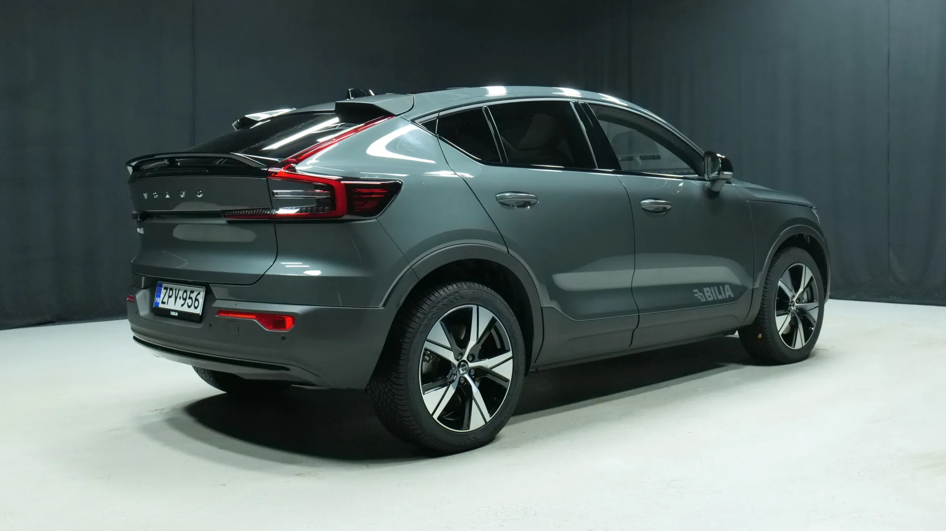 Autokuva 3 - ZPV-956