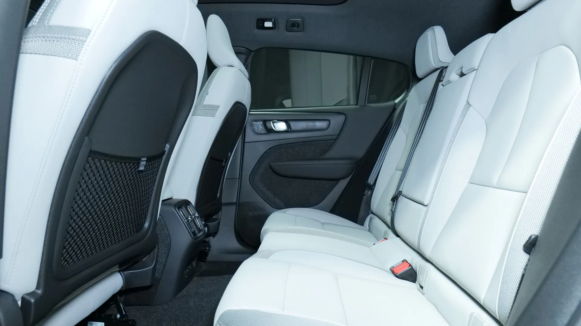 Autokuva 15 - ZPV-956