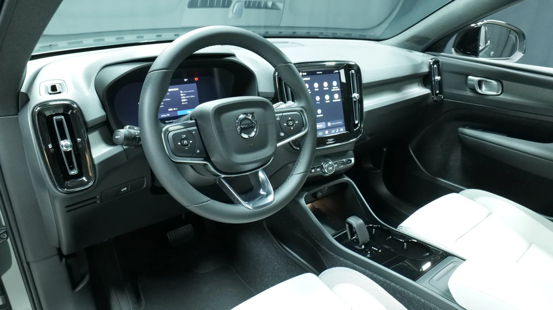 Autokuva 11 - ZPV-956