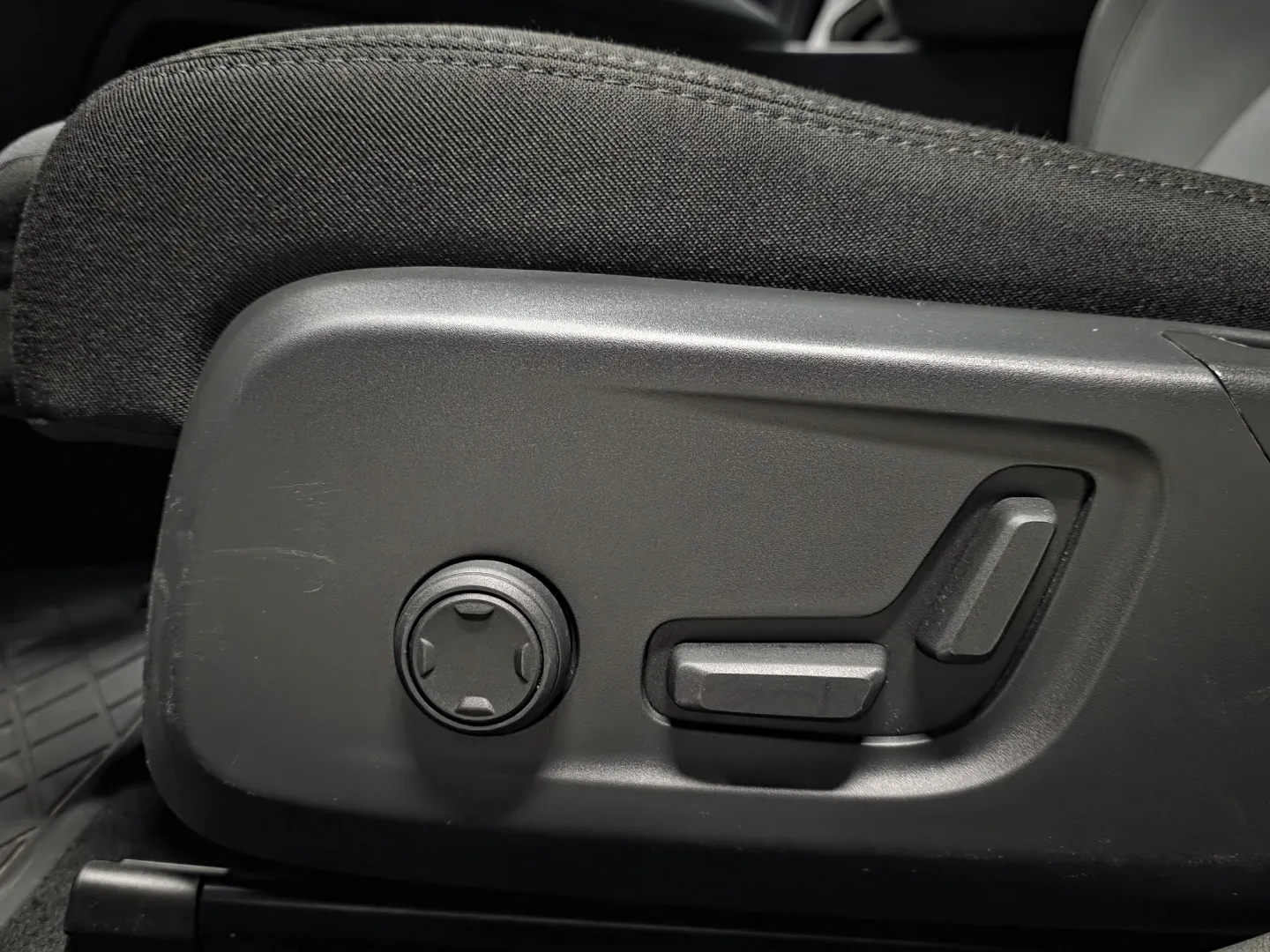 Autokuva 15 - ZPV-970