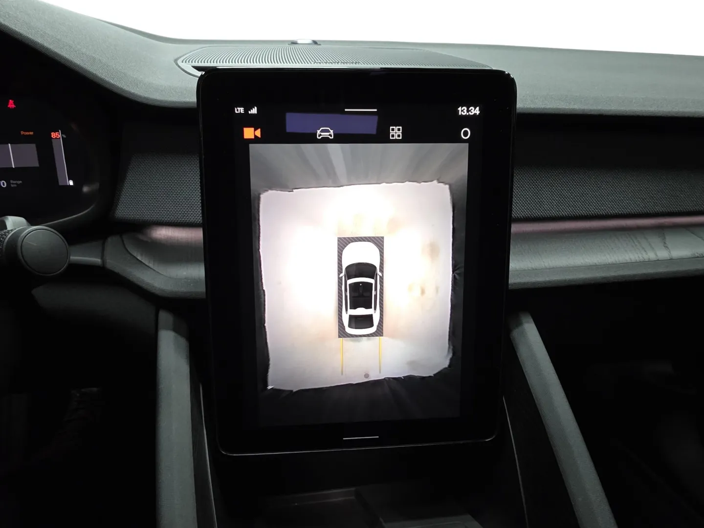 Autokuva 13 - ZPV-970