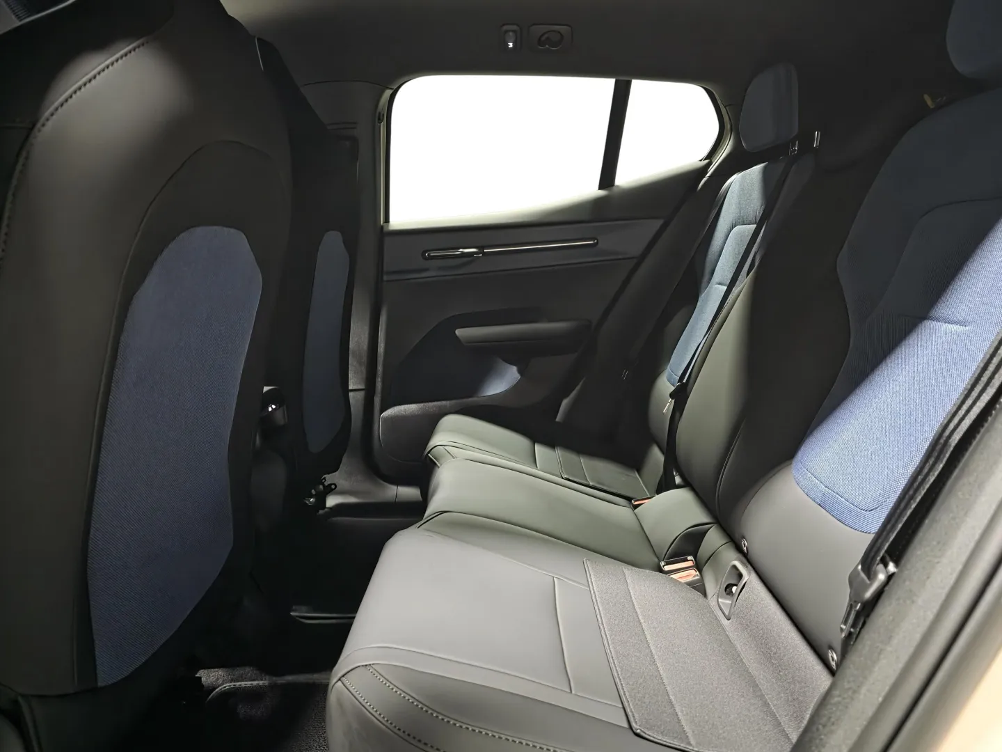 Autokuva 9 - ZPZ-426