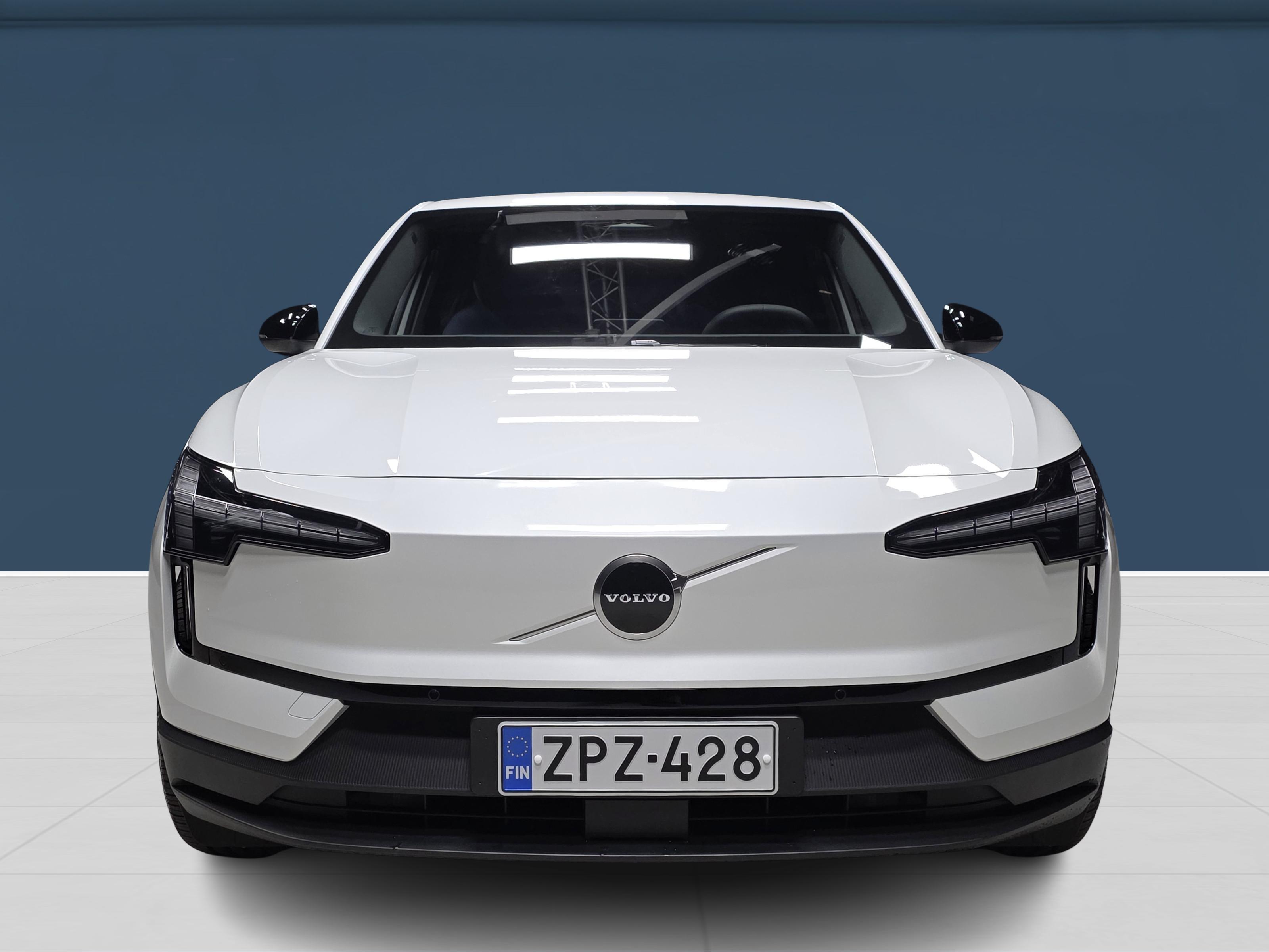Volvo EX30 Twin Performance Plus 2026, kuva 2/14