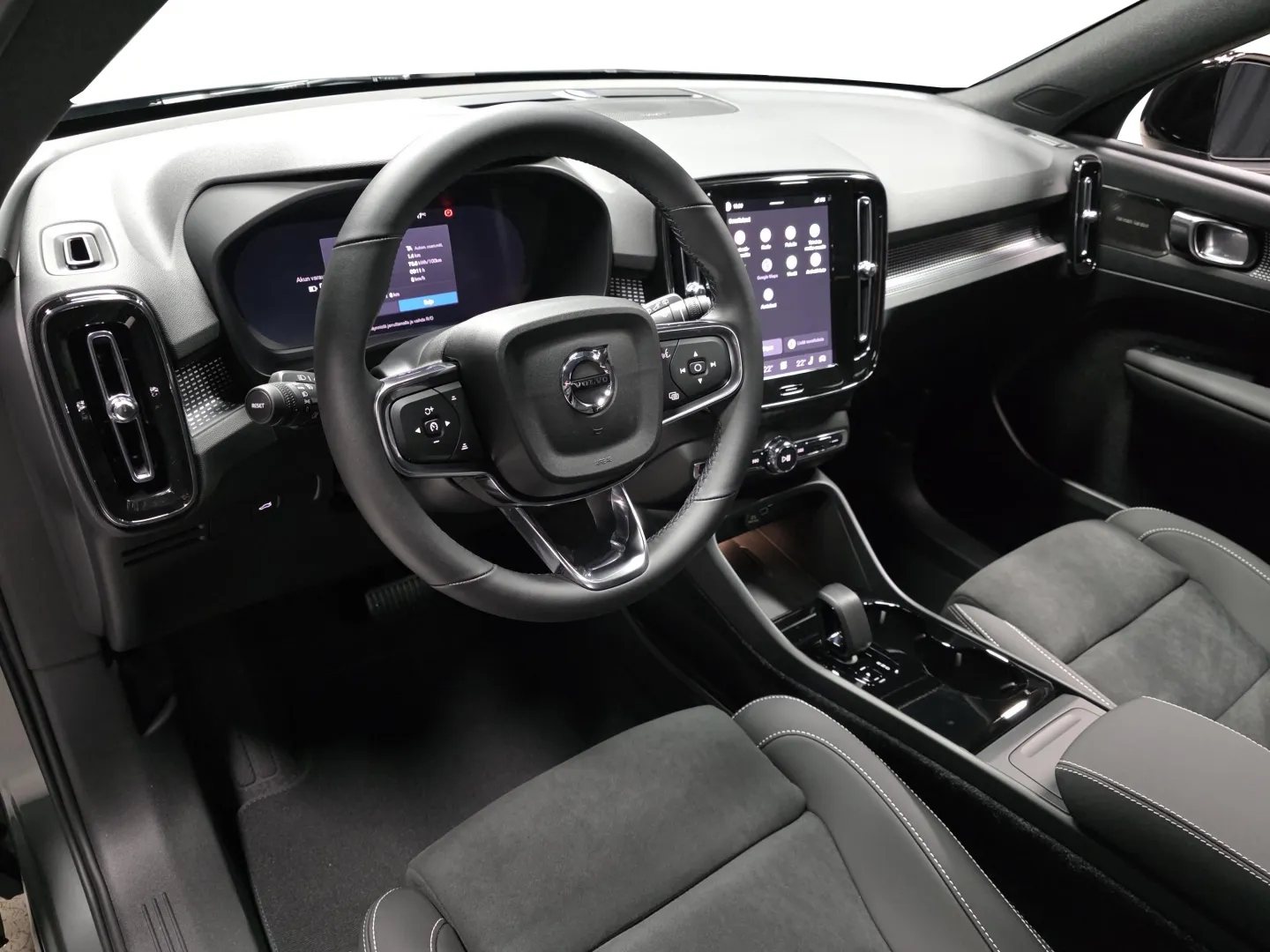 Autokuva 8 - ZRA-742