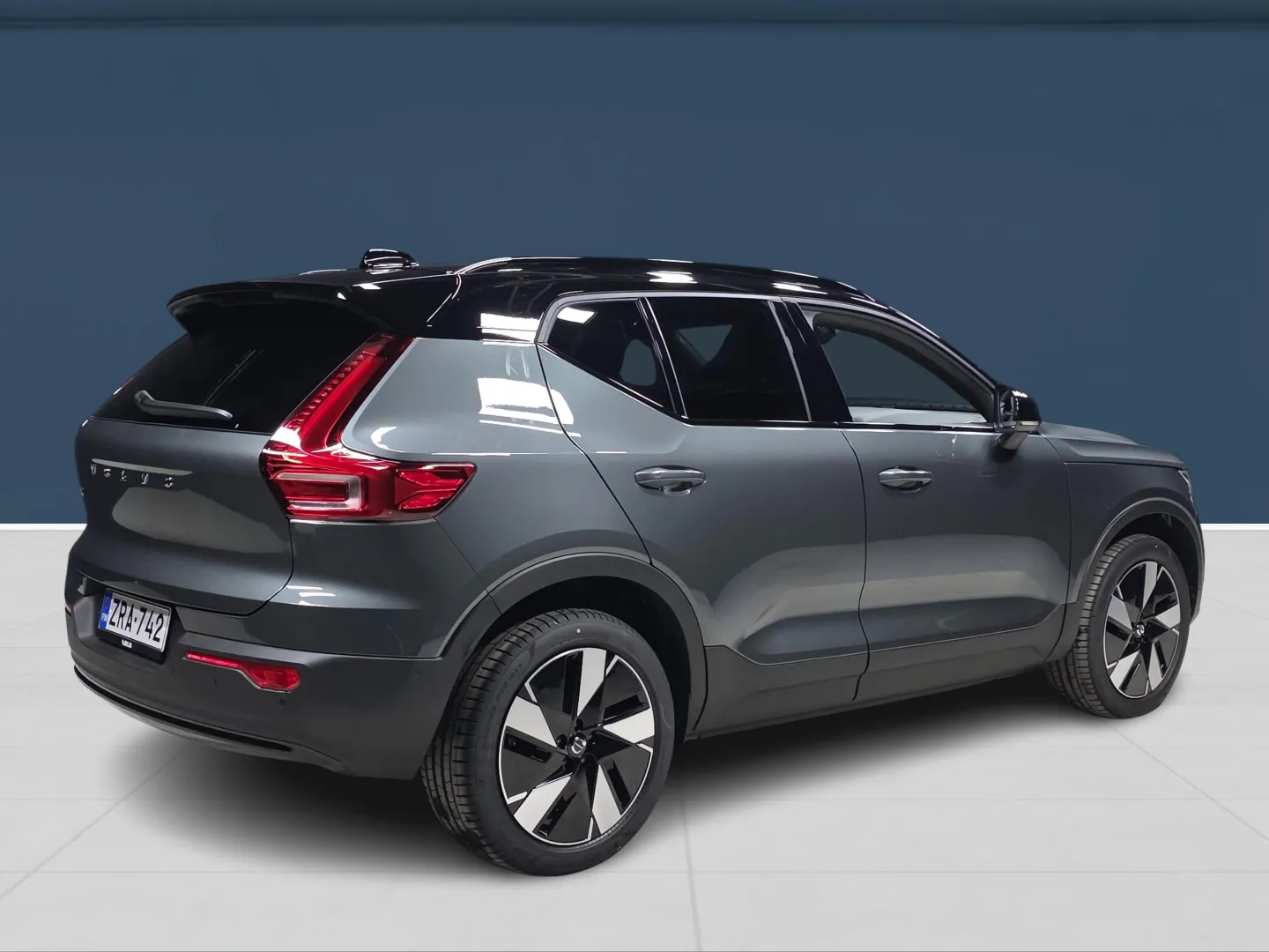 Autokuva 4 - ZRA-742