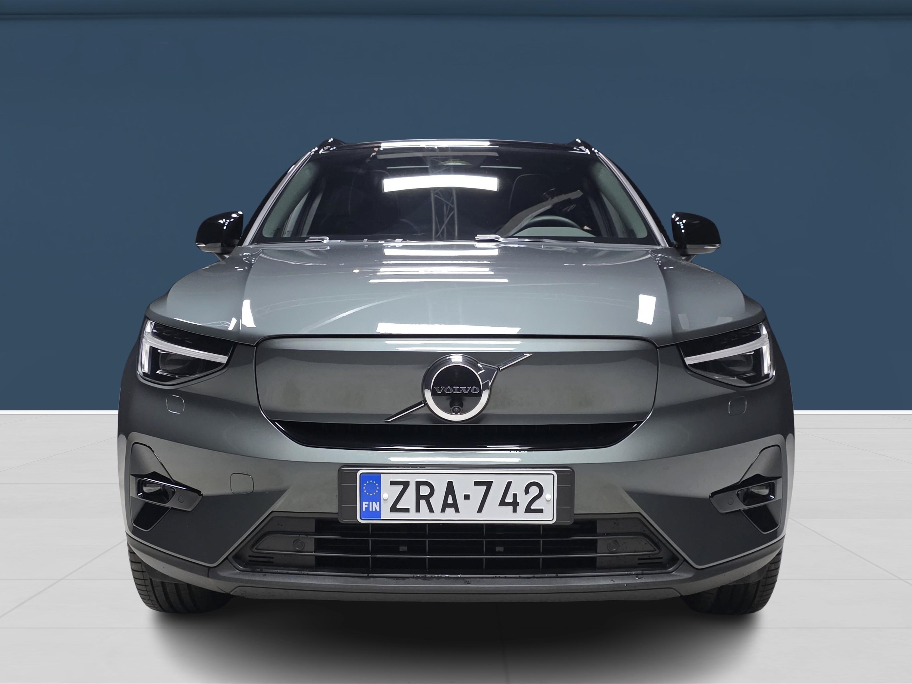 Volvo EX40 Twin Ultra Limited Edition 2026, kuva 2/18