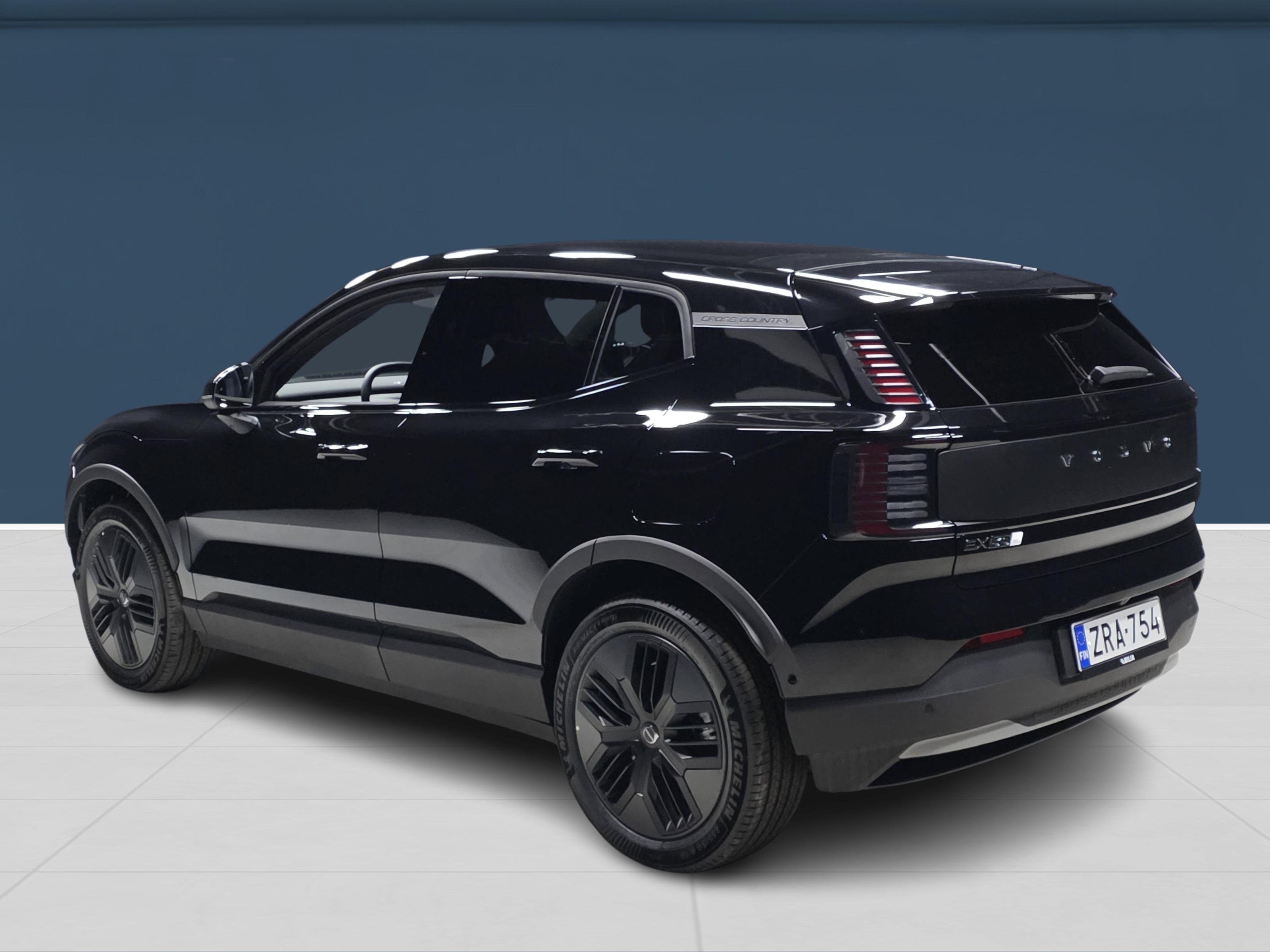 Volvo EX30 Cross Country 2026, kuva 6/16