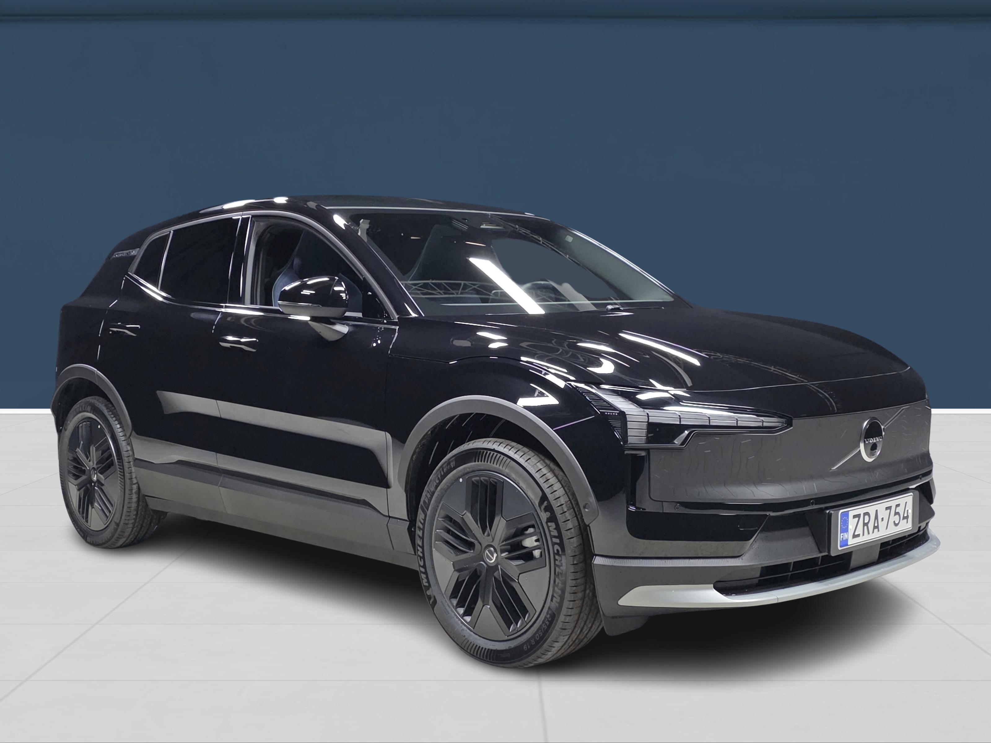 Volvo EX30 Cross Country 2026, kuva 3/16