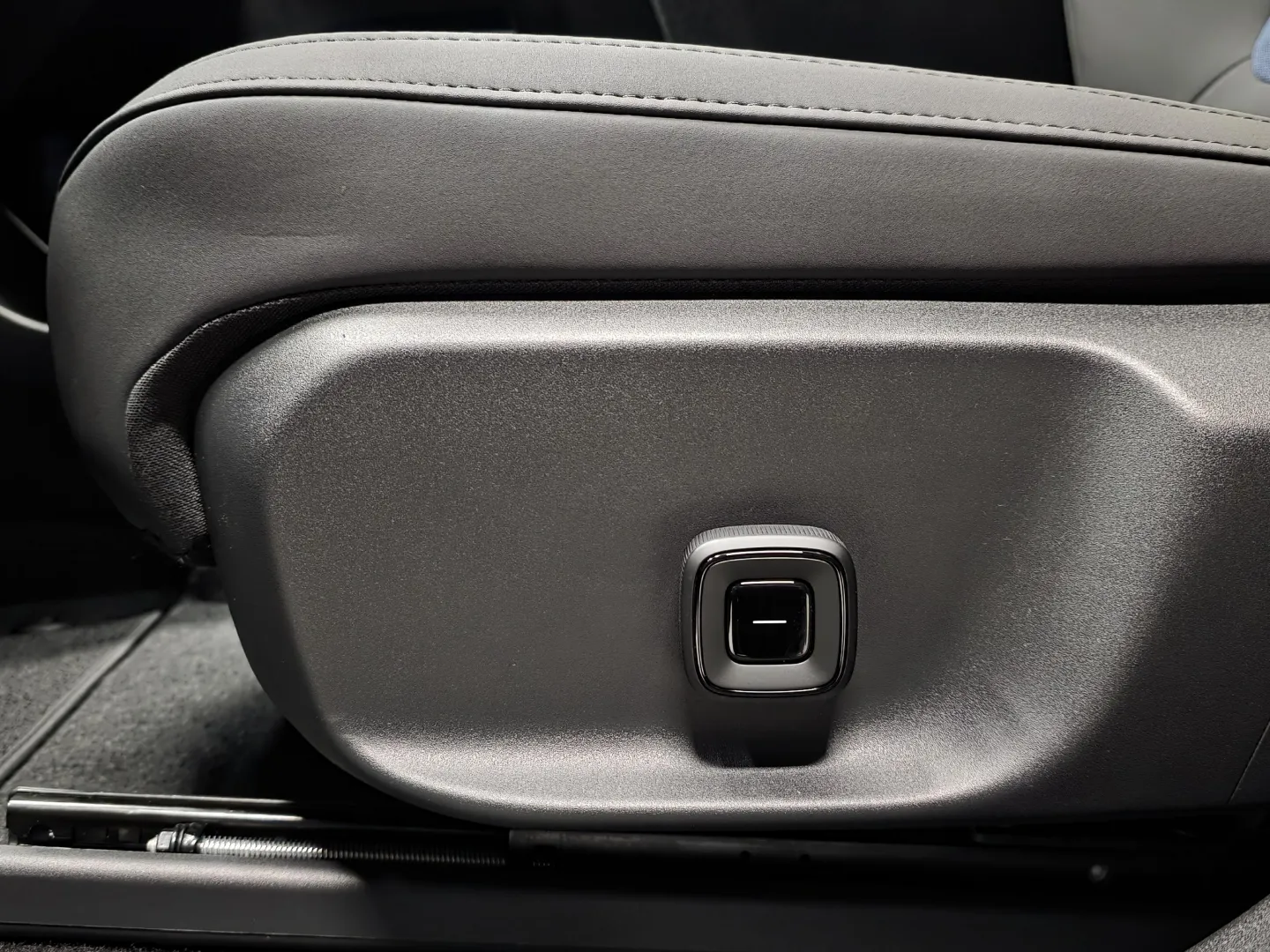 Autokuva 14 - ZRA-754