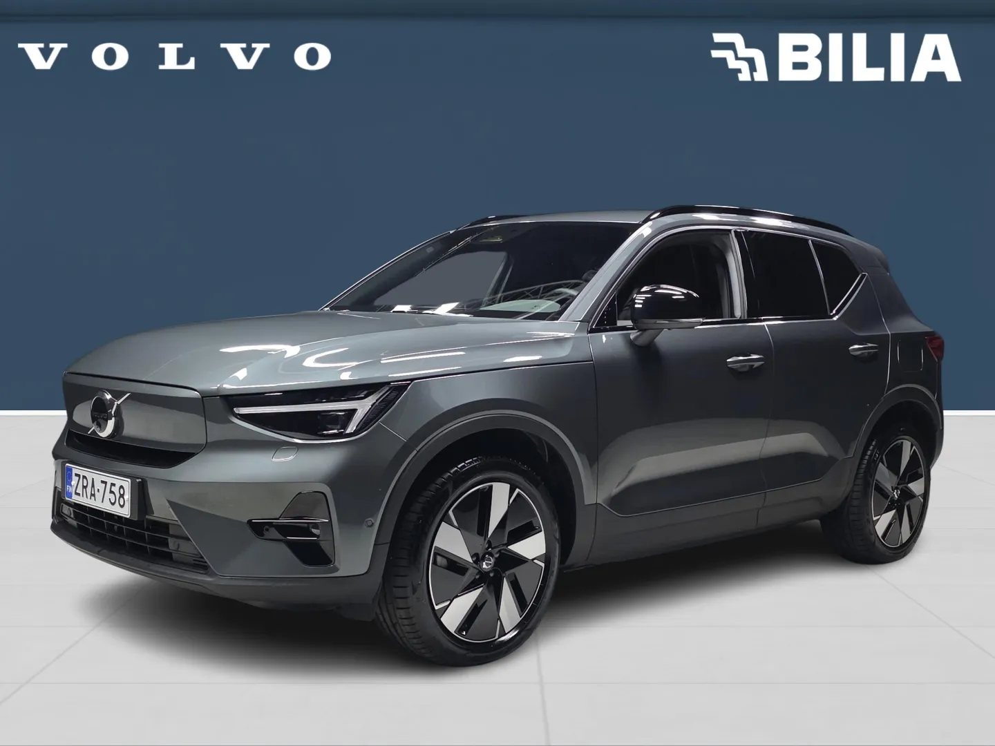 Volvo EX40 ZRA-758