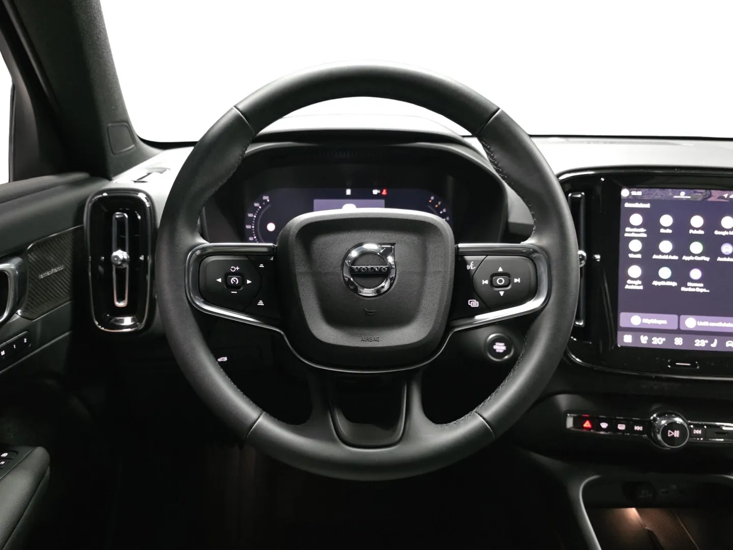 Autokuva 10 - ZRC-816