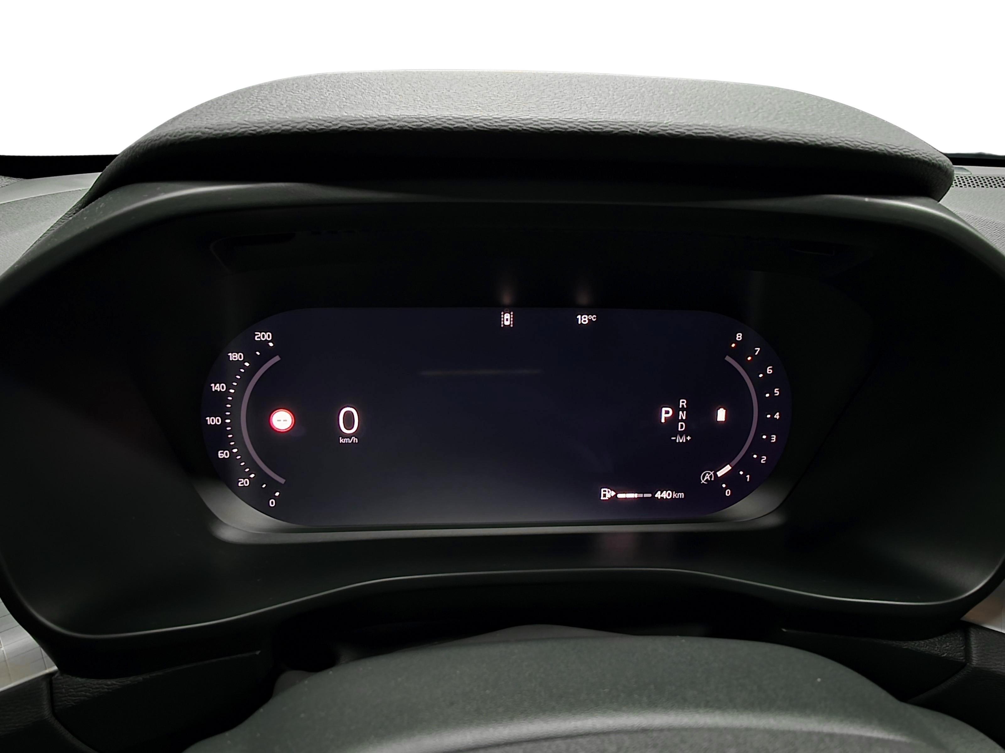 Volvo XC40 B3 MHEV Plus 2026, kuva 7/16