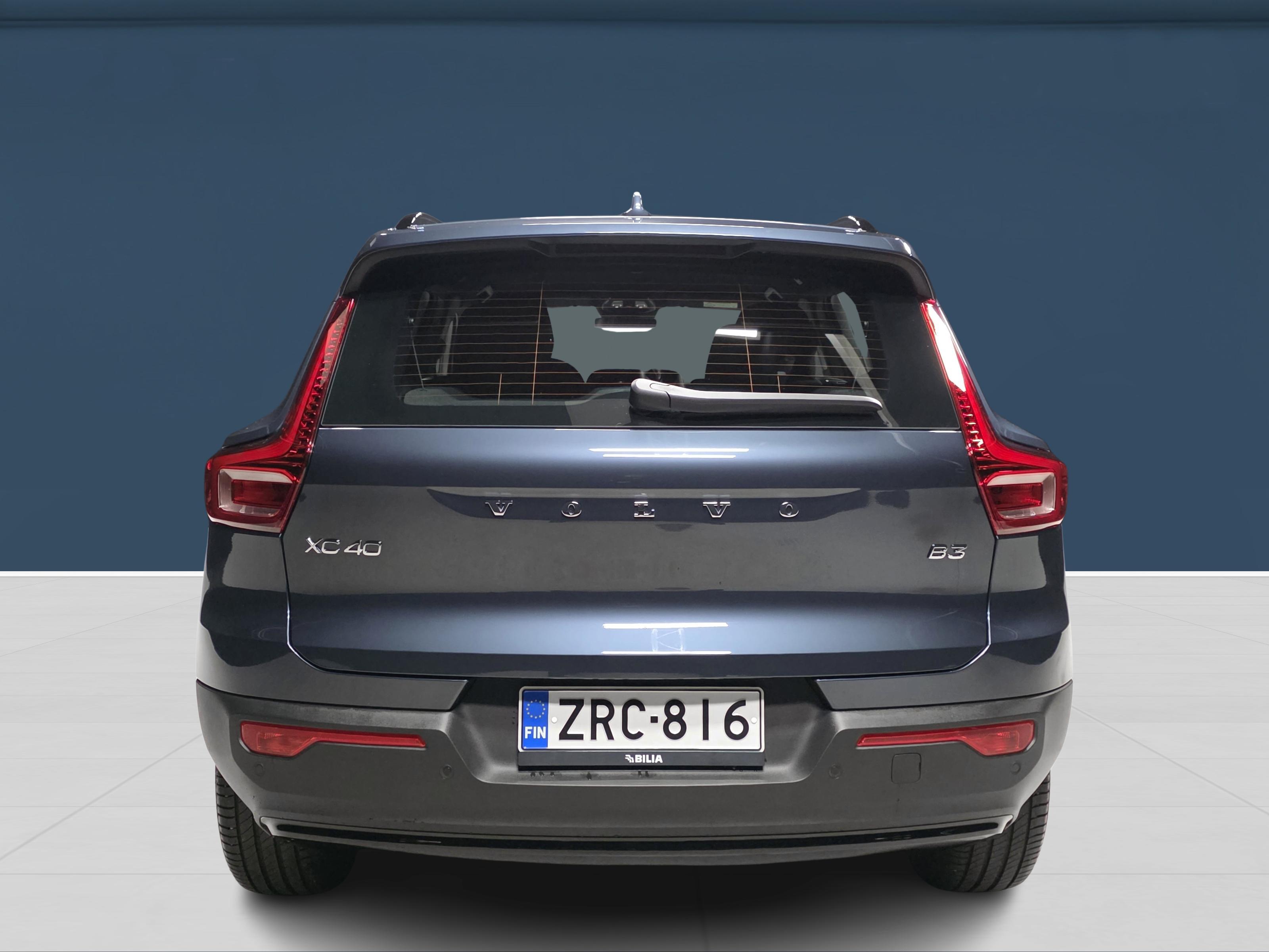 Volvo XC40 B3 MHEV Plus 2026, kuva 5/16