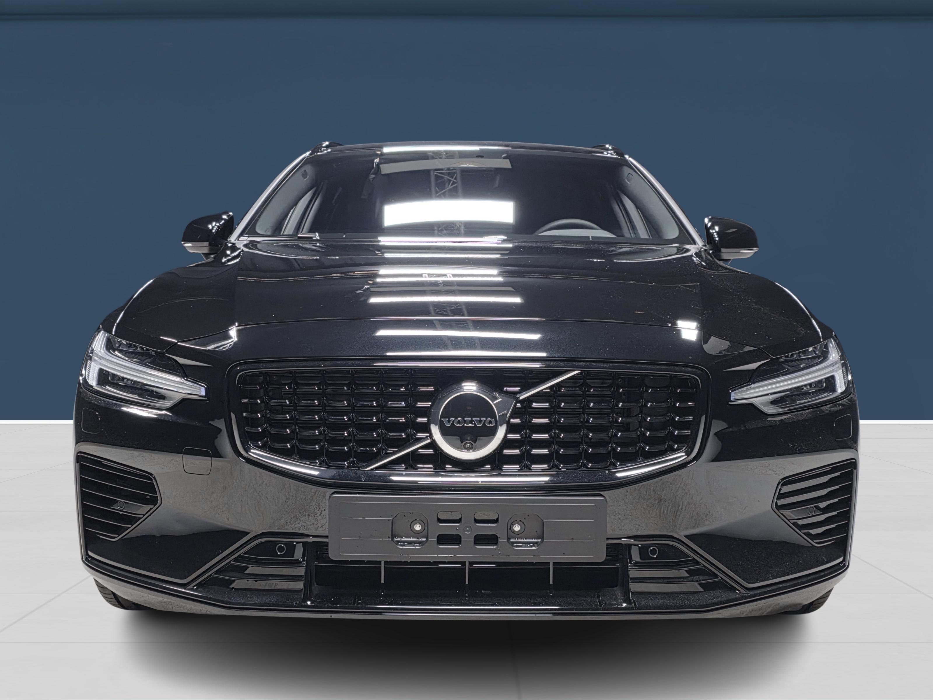 Volvo V60 2026, bild 2/20