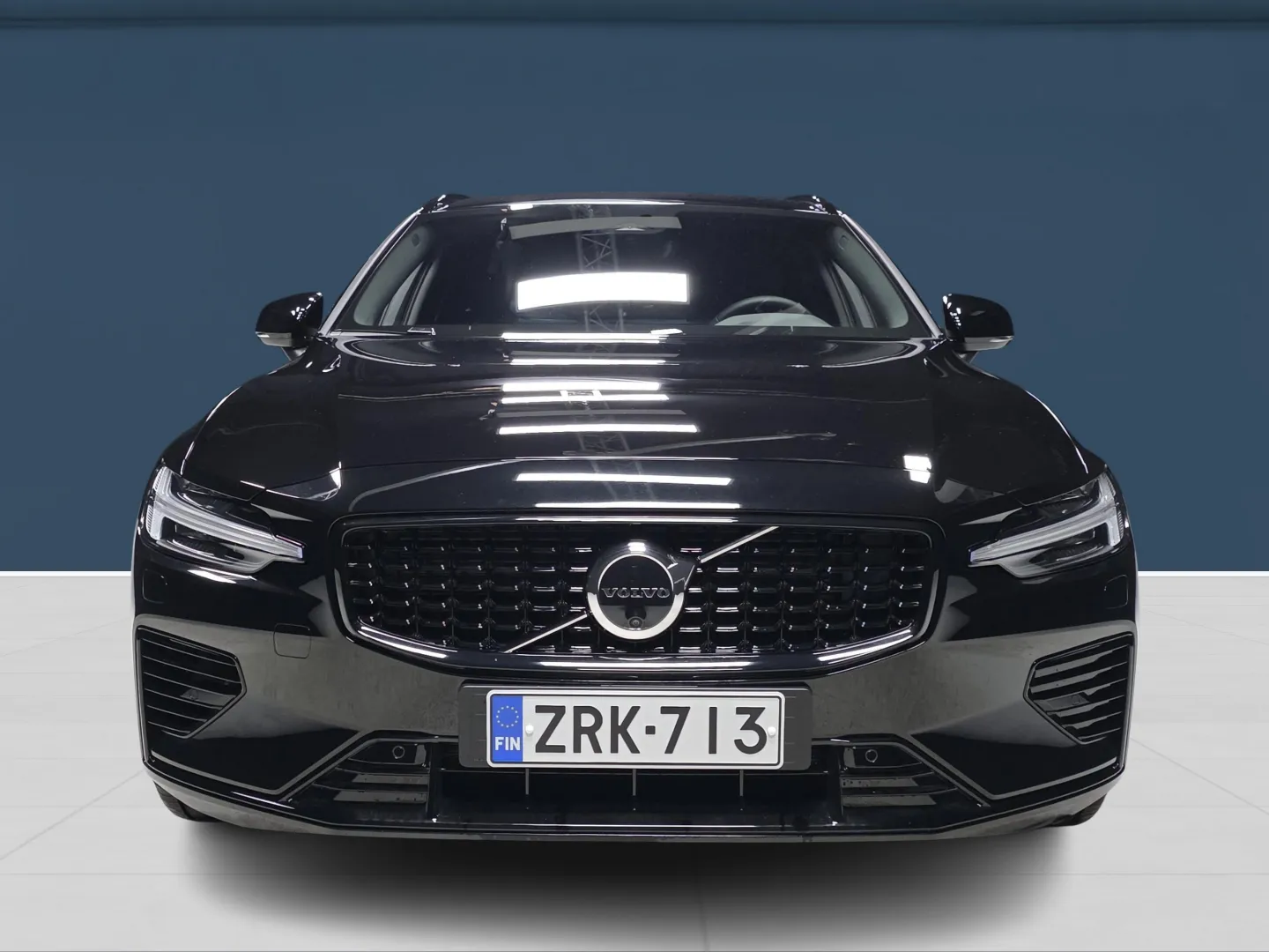 Autokuva 2 - ZRK-713
