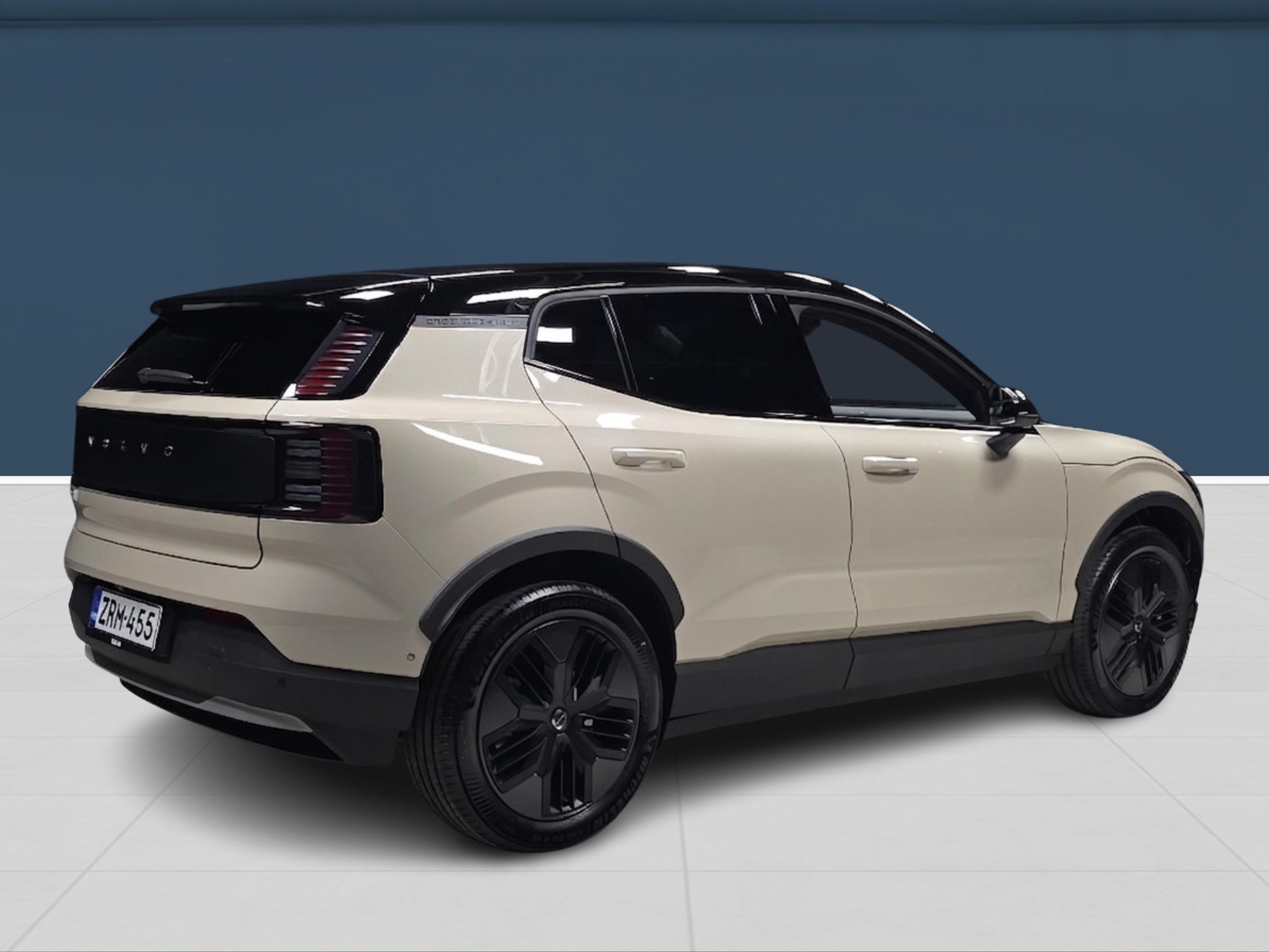 Volvo EX30 Cross Country 2026, kuva 4/14