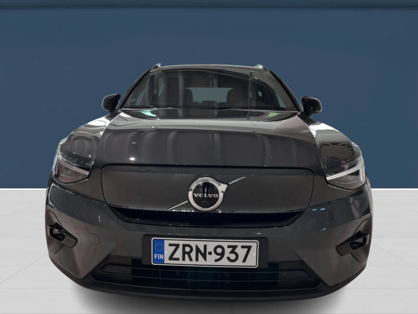 Autokuva 2 - ZRN-937