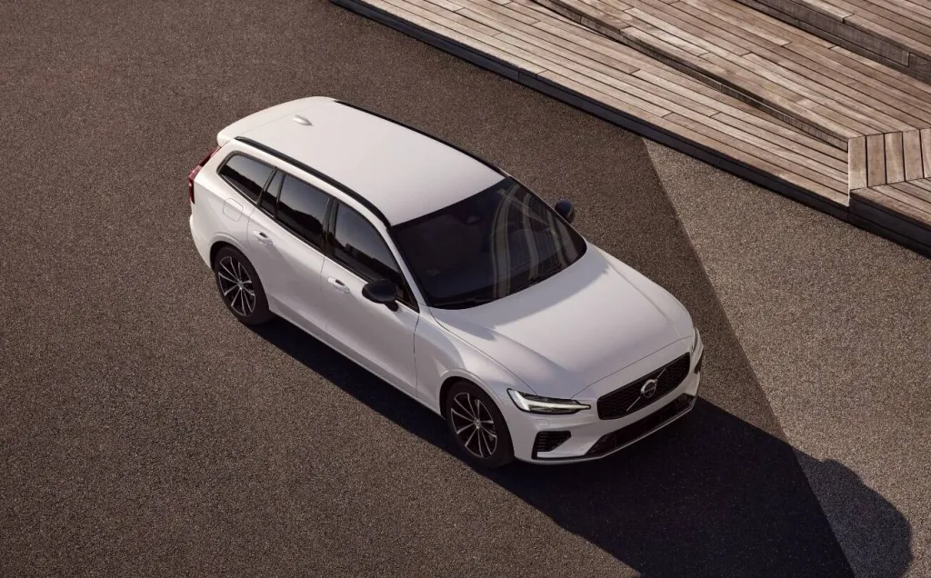 Erä V60 Sport Edition -erikoismalleja